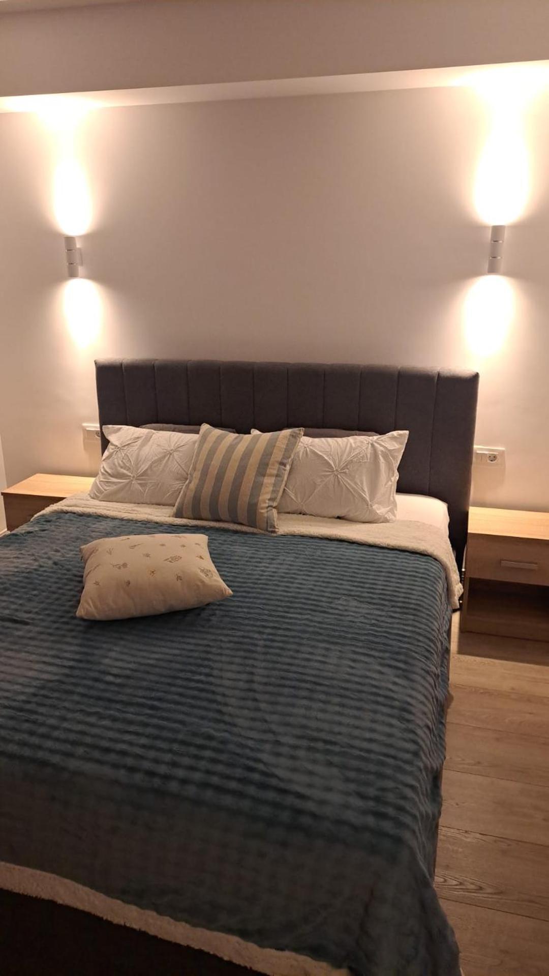 Apartament Kitty Centrul Istoric Крайова Экстерьер фото