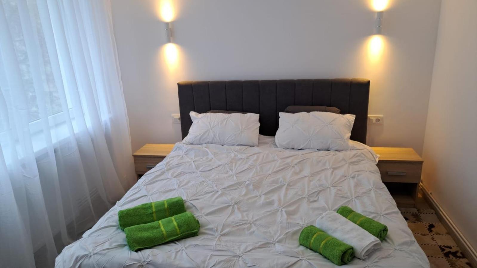 Apartament Kitty Centrul Istoric Крайова Экстерьер фото